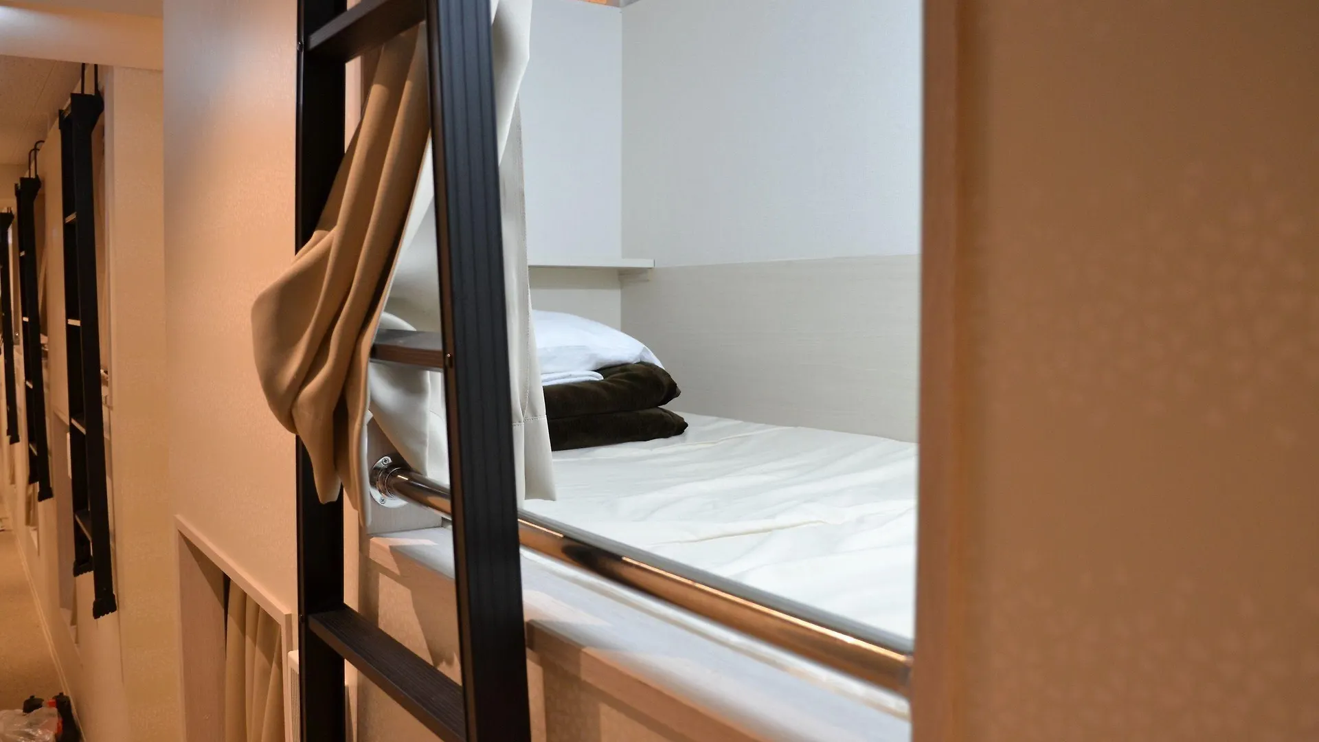 1 Night 1980 Hostel Tokyo Asakusa Simple Stay فندق-كبسولة