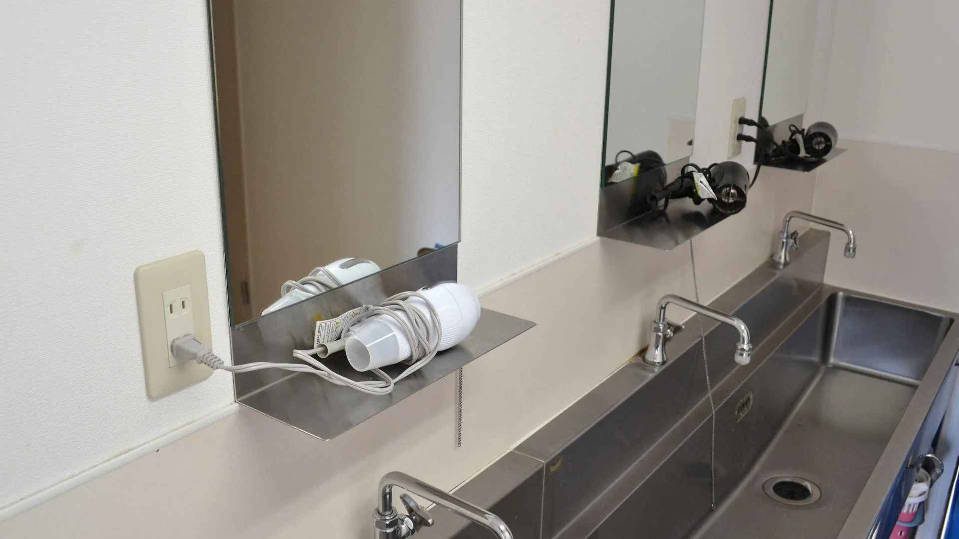 1 Night 1980 Hostel Tokyo Asakusa Simple Stay فندق-كبسولة